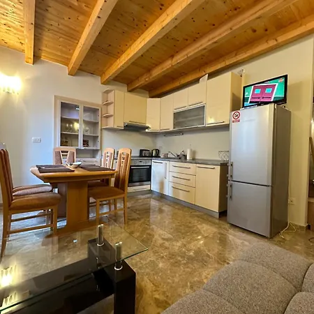 Old Town - Free Parking Apartman