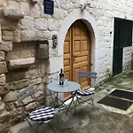 Old Town With Free Parking Apartment Trogir