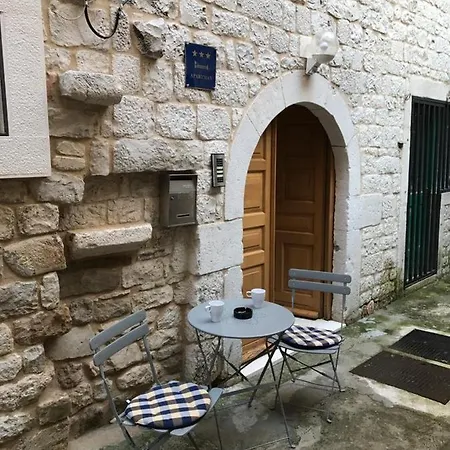 Old Town - Free Parking * Trogir