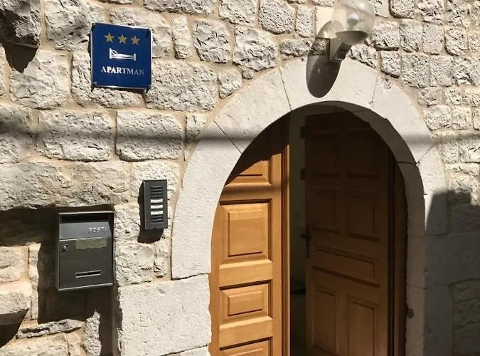 Old Town - Free Parking