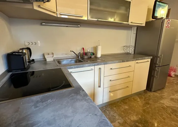 Old Town - Free Parking