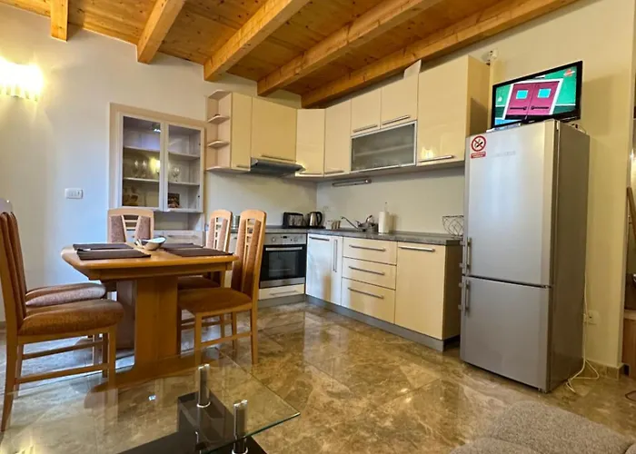 Old Town - Free Parking Appartement